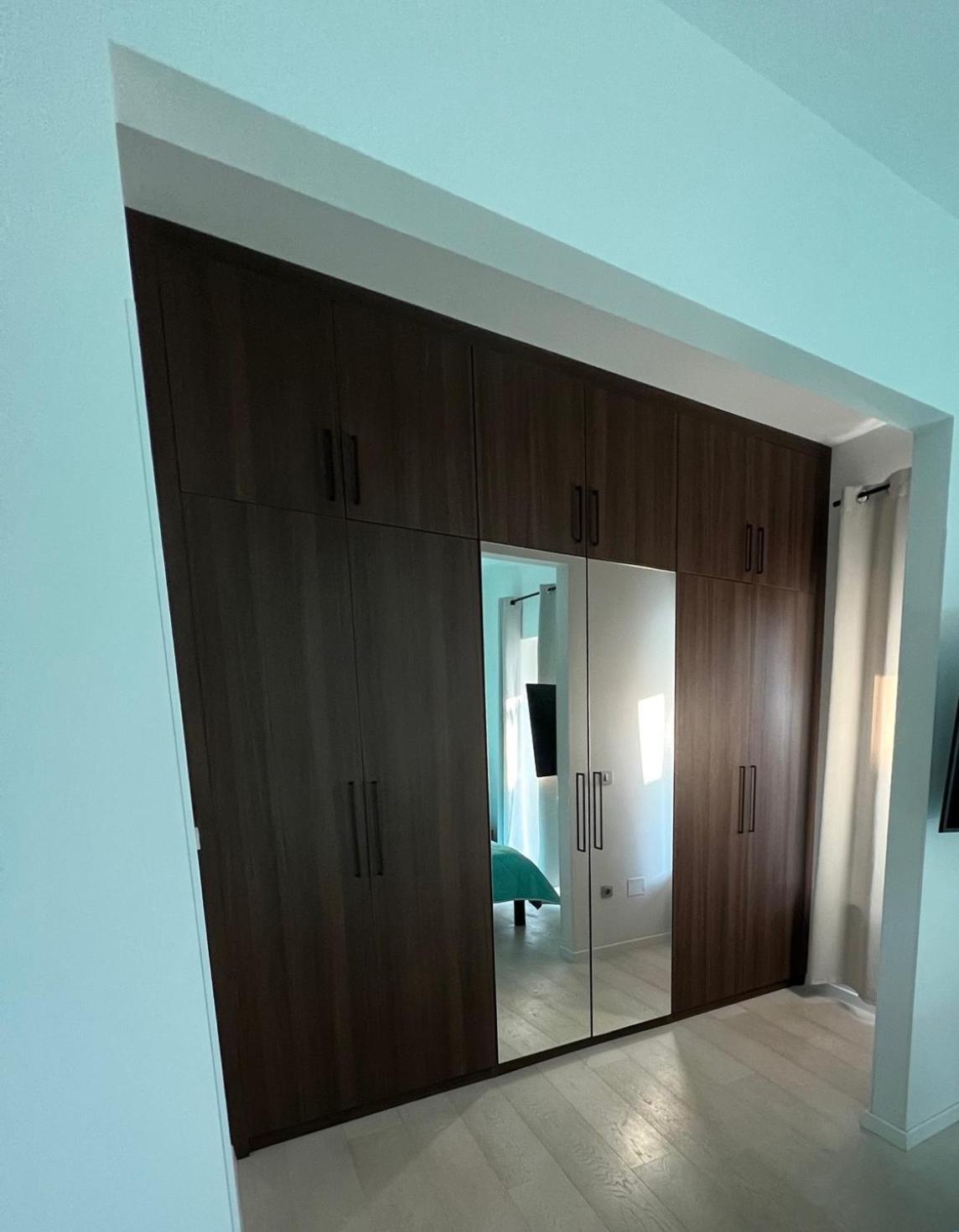 פרמנטורה Alison Apartments מראה חיצוני תמונה