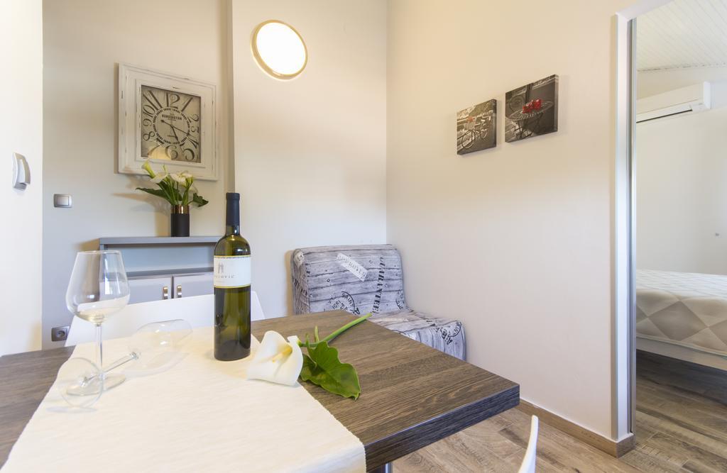 פרמנטורה Alison Apartments מראה חיצוני תמונה