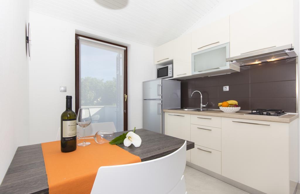 פרמנטורה Alison Apartments מראה חיצוני תמונה