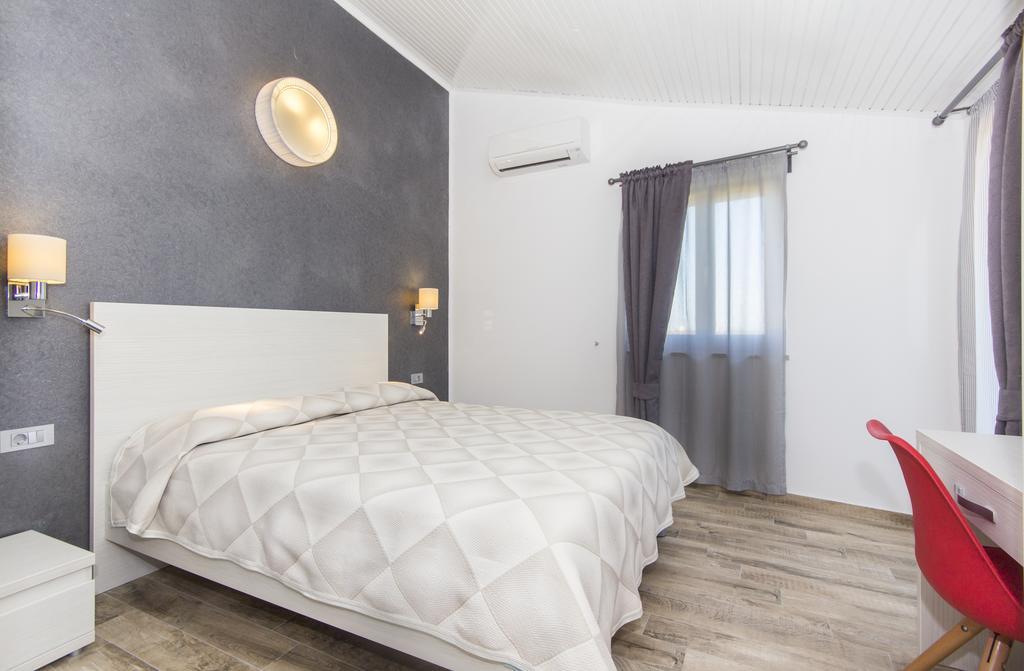 פרמנטורה Alison Apartments מראה חיצוני תמונה