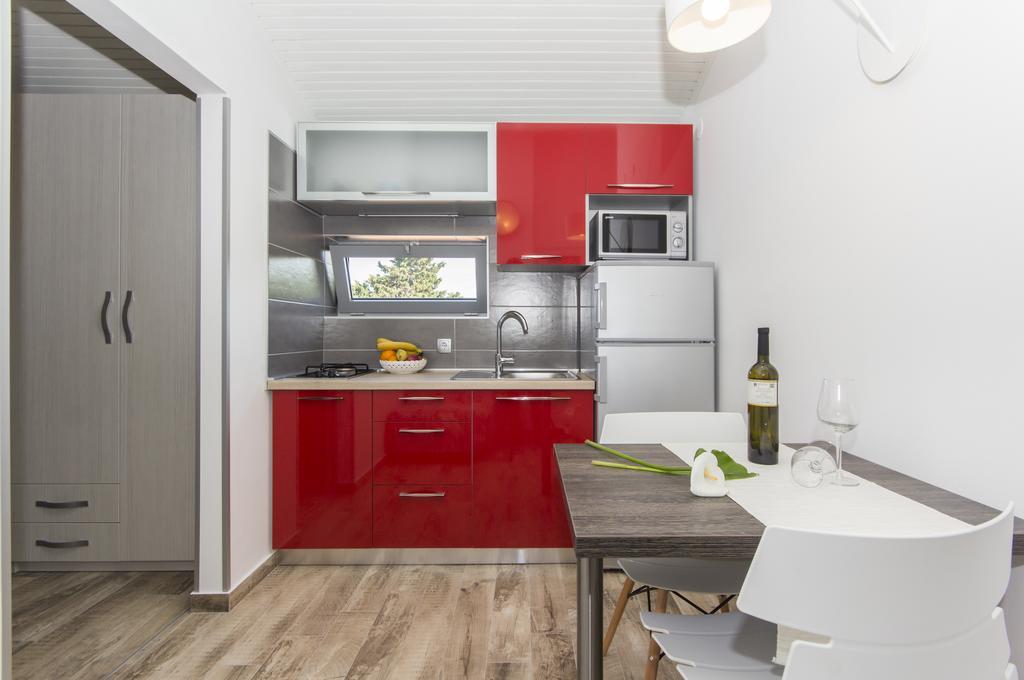 פרמנטורה Alison Apartments מראה חיצוני תמונה