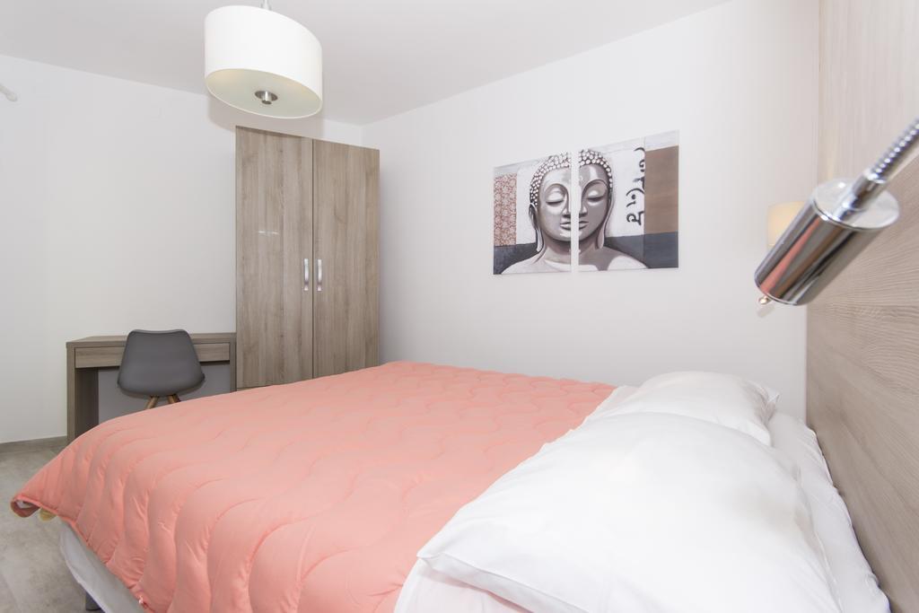 פרמנטורה Alison Apartments מראה חיצוני תמונה