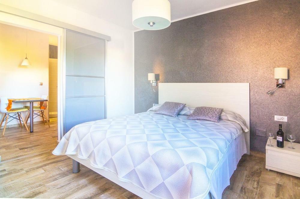 פרמנטורה Alison Apartments מראה חיצוני תמונה
